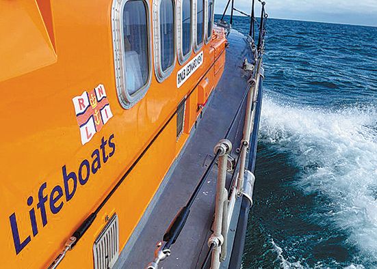 RNLI comes to aid of lone sailor after engine failure
