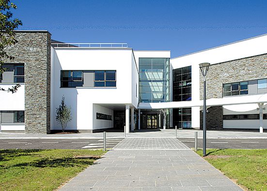 Health chief doubles down on no A&E vow